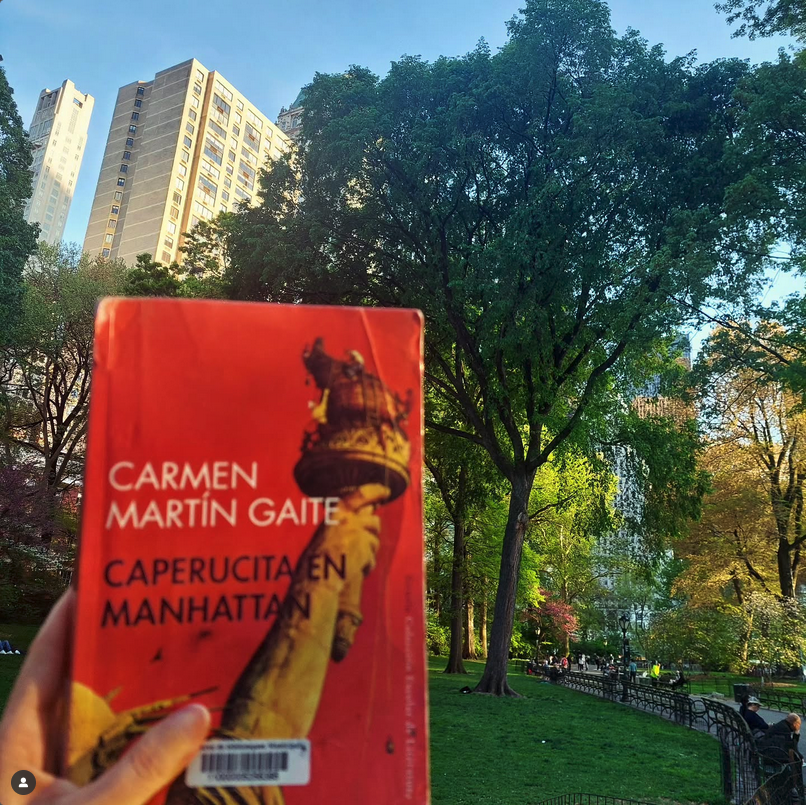 Carmen Martín Gaite, <i>Caperucita en Manhattan</i>